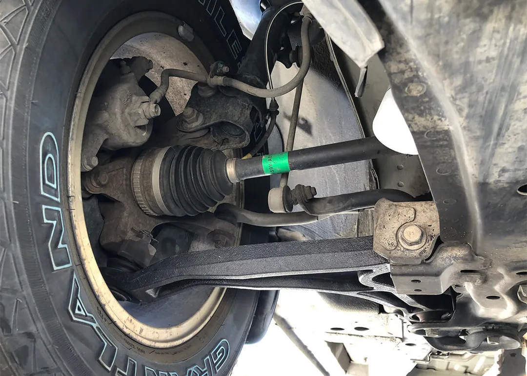 علت صدای تق تق در دور زدن چیست ؟